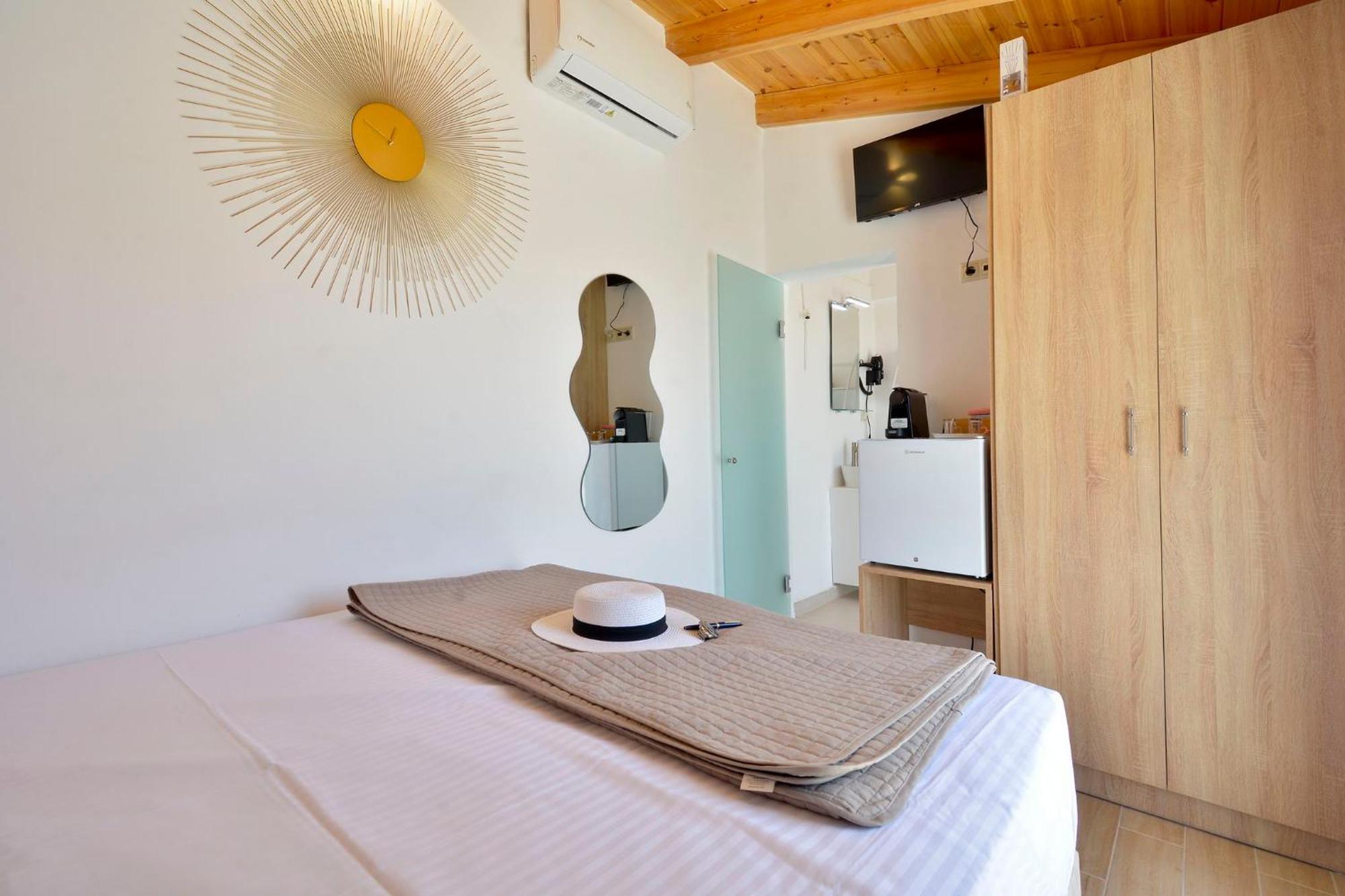 Corfu Town West Apartment Exterior photo